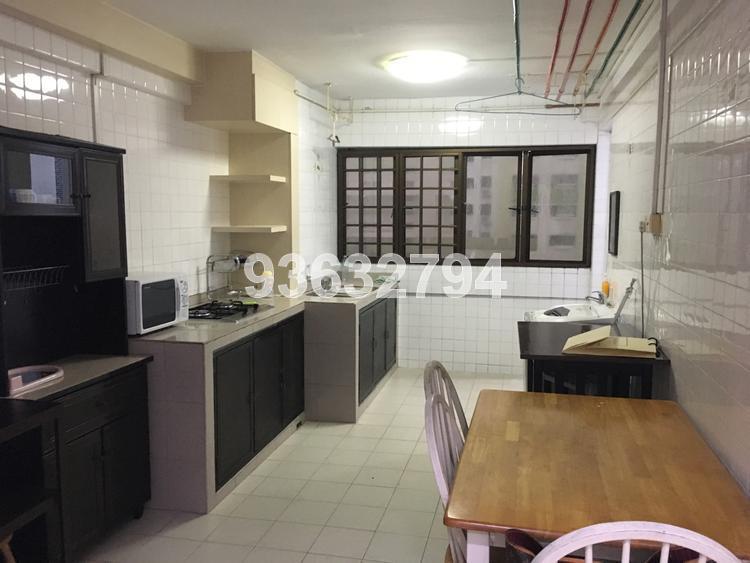 Blk 102 Jurong East Street 13 (Jurong East), HDB 3 Rooms #154186822